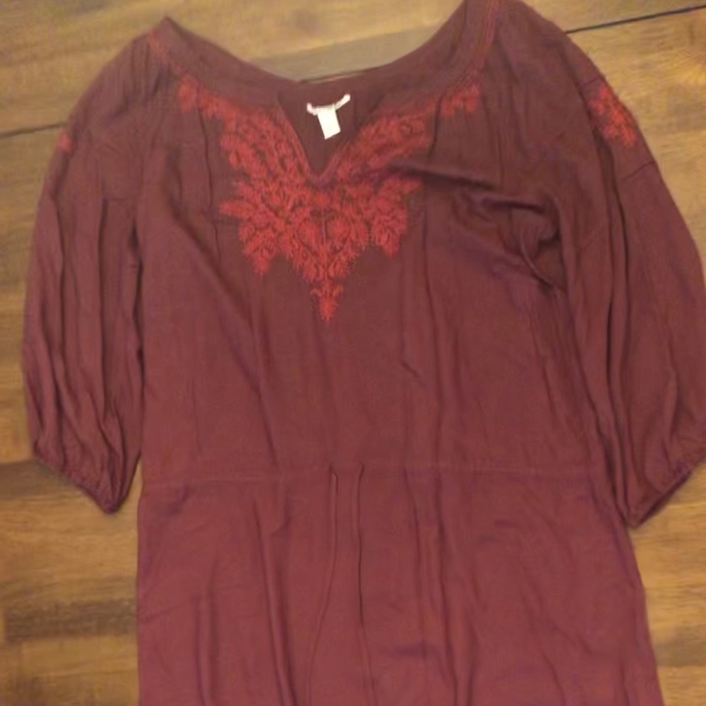 🐙 Maroon Dress with Red Embroidery 🐙